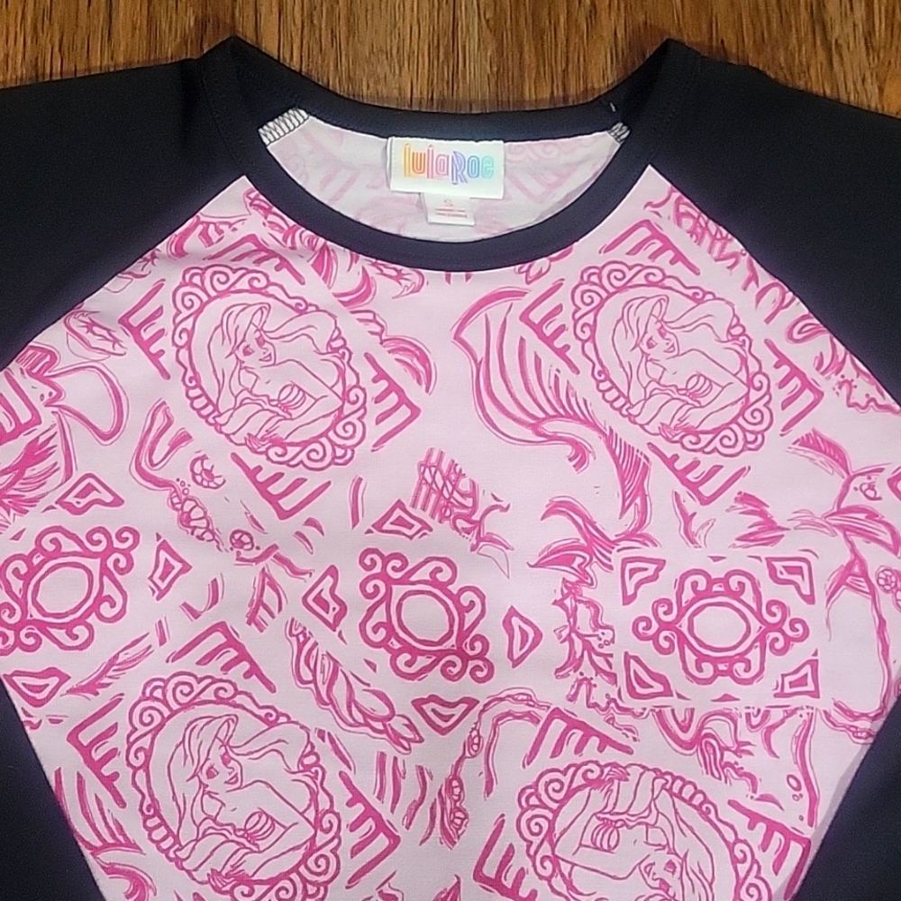 Lularoe Little Mermaid pink baseball tee size small